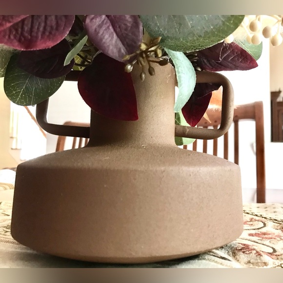 HAND CRAFTED Fall Table Decoration Centerpiece with Sunflowers and Berries - Picture 3 of 8